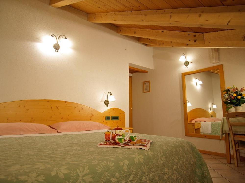 Jolly B&B - Affittacamere 디마로 객실 사진